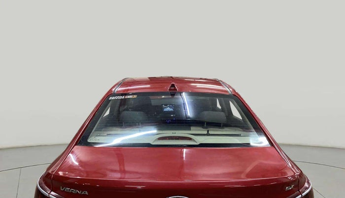 2020 Hyundai Verna SX (O) 1.5 CRDI AT, Diesel, Automatic, 53,003 km, Rear Windshield