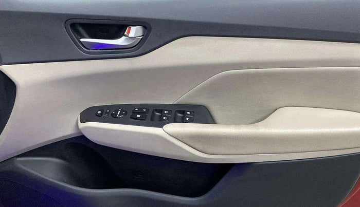 2020 Hyundai Verna SX (O) 1.5 CRDI AT, Diesel, Automatic, 53,003 km, Driver Side Door Panels Control