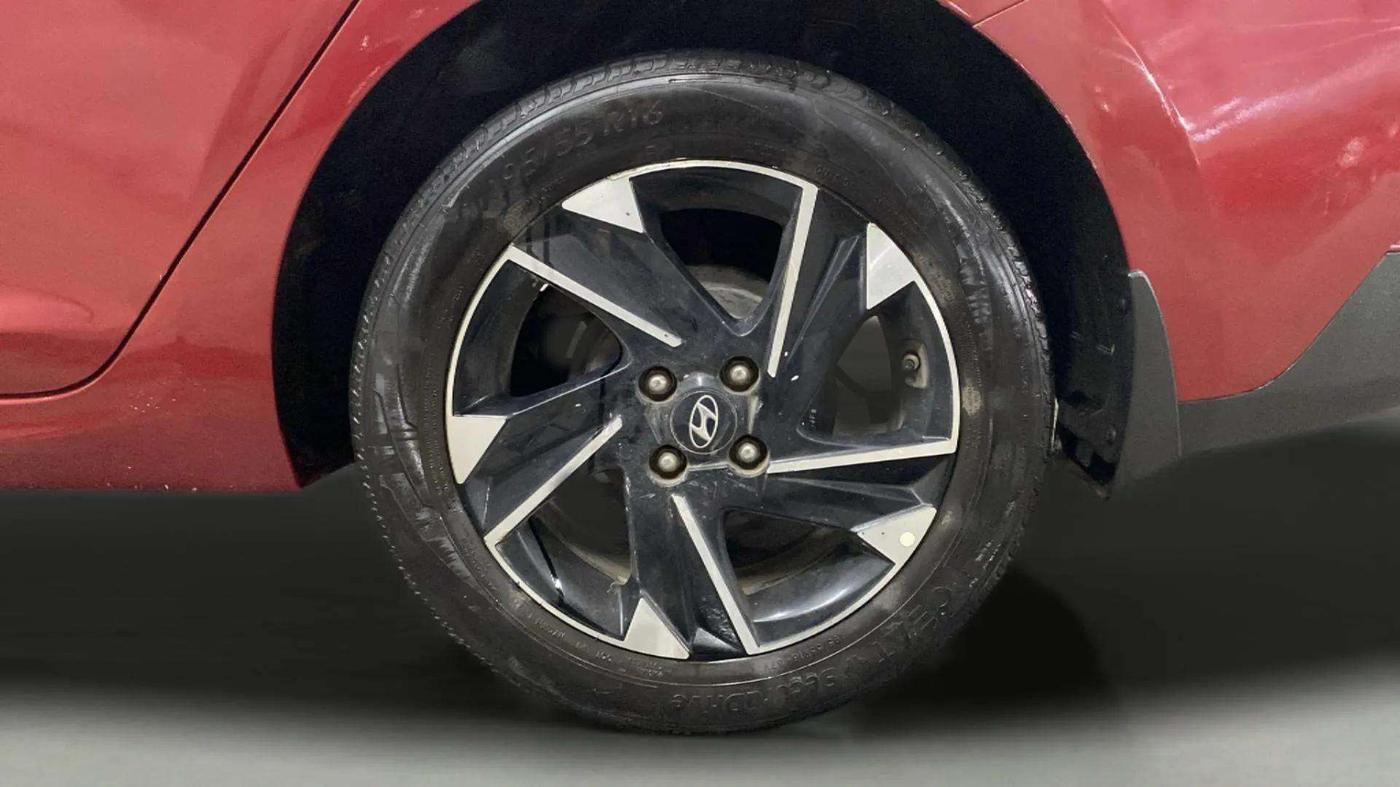 2020 Hyundai Verna SX (O) 1.5 CRDI AT, Diesel, Automatic, 53,003 km, Left Rear Wheel