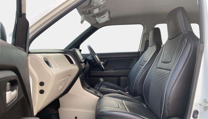 2023 Maruti New Wagon-R ZXI PLUS 1.2 AMT, Petrol, Automatic, 28,539 km, Right Side Front Door Cabin