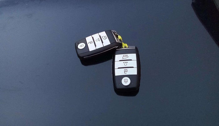2023 KIA SELTOS GTX PLUS DCT 1.4 PETROL, Petrol, Automatic, 10,931 km, Key Close Up