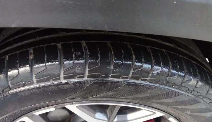 2023 KIA SELTOS GTX PLUS DCT 1.4 PETROL, Petrol, Automatic, 10,931 km, Right Front Tyre Tread