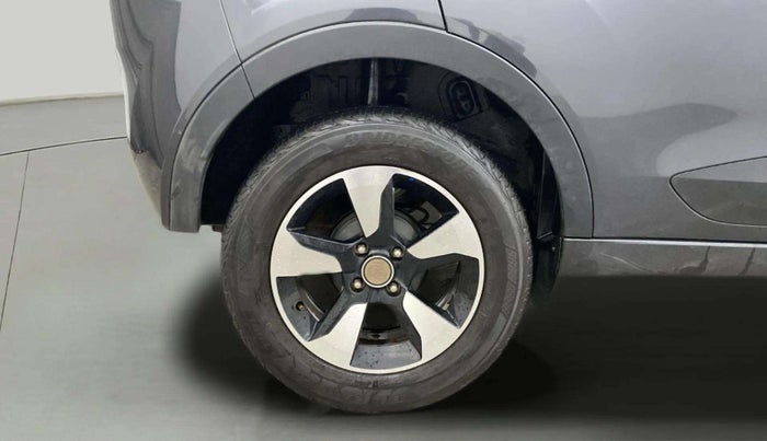 2018 Tata NEXON XZ PLUS PETROL, Petrol, Manual, 25,694 km, Right Rear Wheel