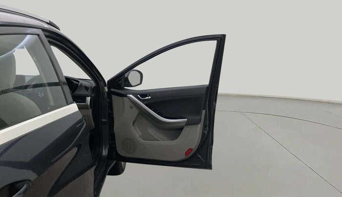 2018 Tata NEXON XZ PLUS PETROL, Petrol, Manual, 25,694 km, RHS Front Door