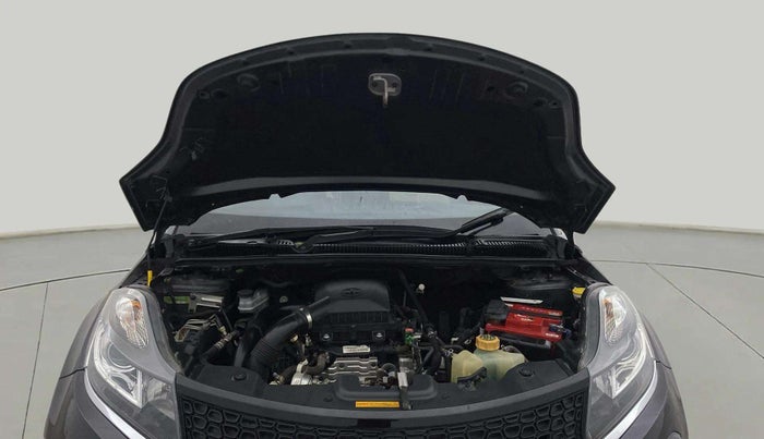 2018 Tata NEXON XZ PLUS PETROL, Petrol, Manual, 25,694 km, Open Bonet