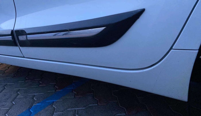 2017 Maruti Baleno DELTA DIESEL 1.3, Diesel, Manual, 77,002 km, Left running board - Size > 1 inch