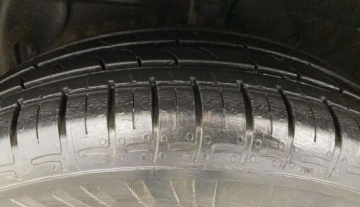 2020 Hyundai GRAND I10 NIOS SPORTZ 1.2 KAPPA VTVT, Petrol, Manual, 18,526 km, Left Front Tyre Tread