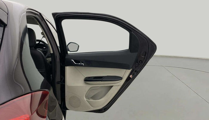2022 Tata Tiago XZ PLUS CNG, CNG, Manual, 54,091 km, RHS Rear Door
