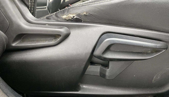 2022 Tata Tiago XZ PLUS CNG, CNG, Manual, 54,091 km, Driver Side Adjustment Panel