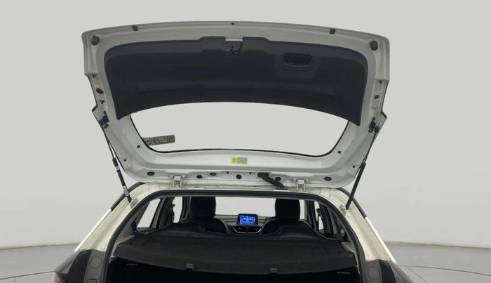 2023 Tata ALTROZ XM PLUS CNG, CNG, Manual, 31,119 km, Boot Door Open