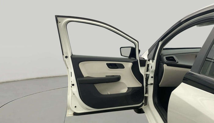 2023 Tata ALTROZ XM PLUS CNG, CNG, Manual, 31,119 km, LHS Front Door