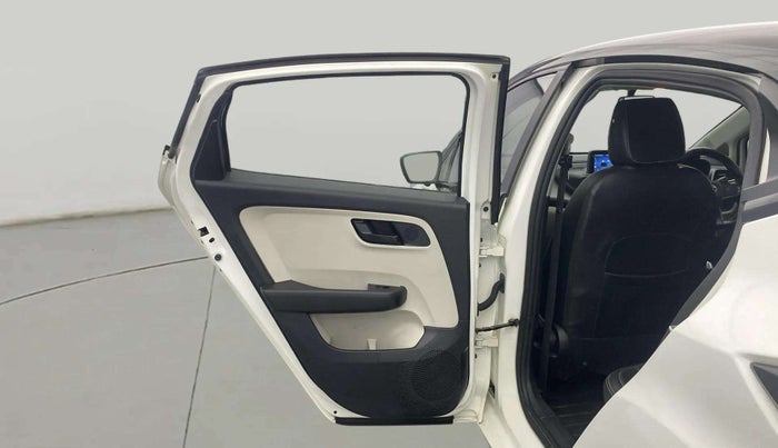 2023 Tata ALTROZ XM PLUS CNG, CNG, Manual, 31,119 km, LHS Rear Door
