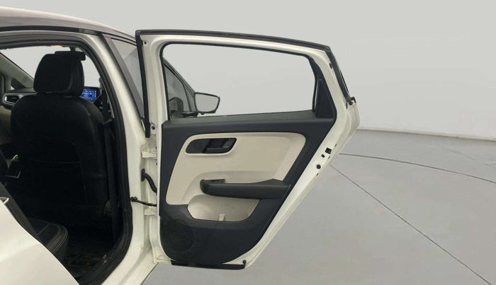 2023 Tata ALTROZ XM PLUS CNG, CNG, Manual, 31,119 km, RHS Rear Door