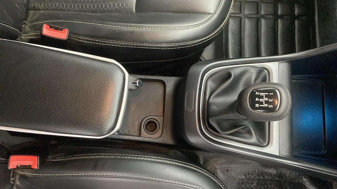 2023 Tata ALTROZ XM PLUS CNG, CNG, Manual, 31,277 km, Gear Lever