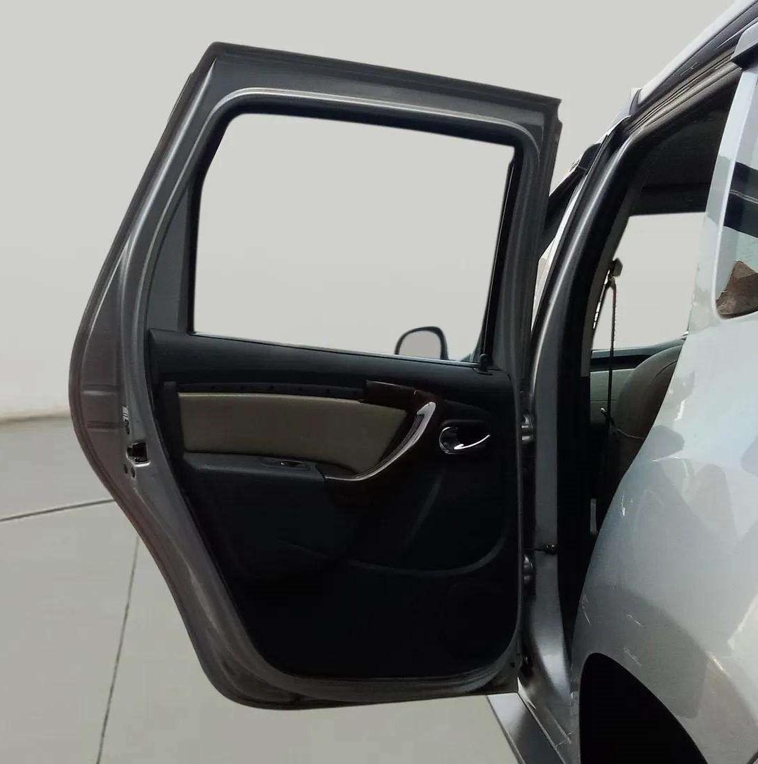 2013 Renault Duster 110 PS RXZ DIESEL, Diesel, Manual, 82,903 km, LHS Rear Door