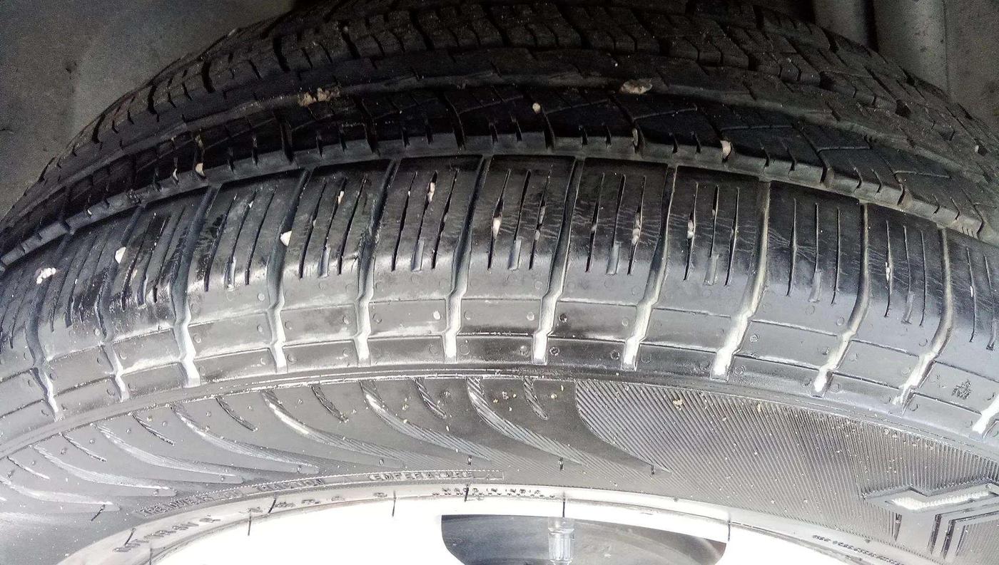 2013 Renault Duster 110 PS RXZ DIESEL, Diesel, Manual, 82,903 km, Right Rear Tyre Tread