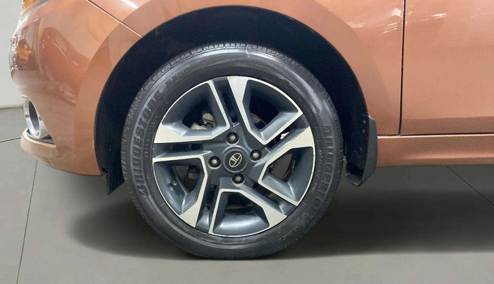 2017 Tata TIGOR XZ PETROL, Petrol, Manual, 24,069 km, Left Front Wheel