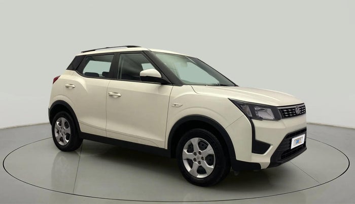 2021 Mahindra XUV300 W6 1.2 PETROL AMT, Petrol, Automatic, 32,783 km, SRP
