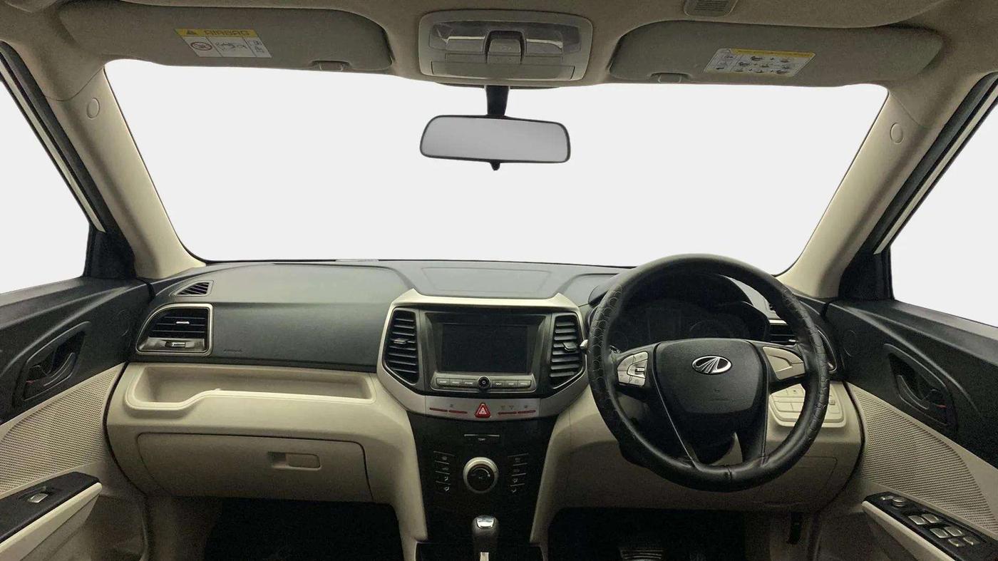 2021 Mahindra XUV300 W6 1.2 PETROL AMT, Petrol, Automatic, 32,837 km, Dashboard