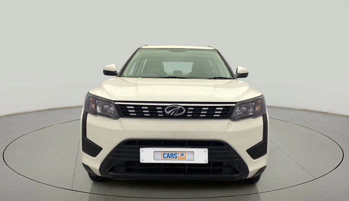 2021 Mahindra XUV300 W6 1.2 PETROL AMT, Petrol, Automatic, 32,783 km, Front