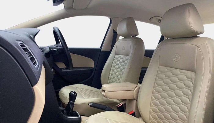 2018 Volkswagen Ameo HIGHLINE PLUS 1.0L 16 ALLOY, Petrol, Manual, 44,302 km, Right Side Front Door Cabin