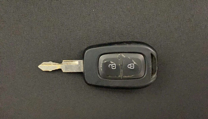 2023 Renault Kwid RXT 1.0 AMT, Petrol, Automatic, 10,976 km, Key Close Up