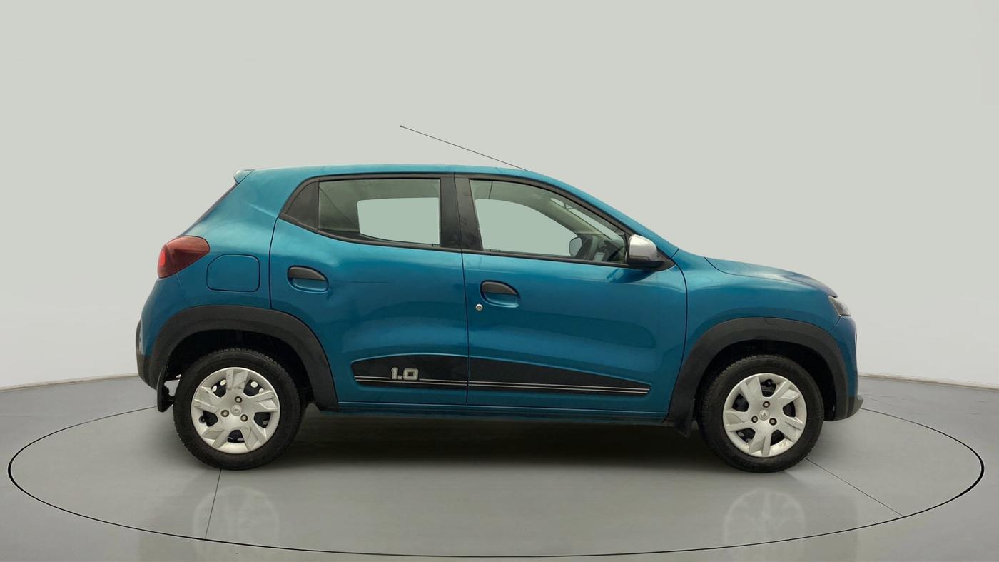 2023 Renault Kwid RXT 1.0 AMT, Petrol, Automatic, 10,999 km, Right Side View