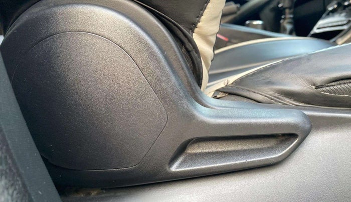 2023 Tata NEXON SMART 1.2 PETROL, Petrol, Manual, 21,101 km, Driver Side Adjustment Panel