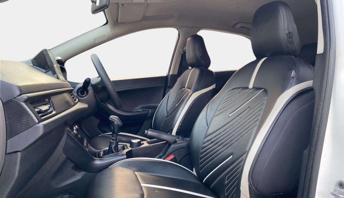 2023 Tata NEXON SMART 1.2 PETROL, Petrol, Manual, 21,101 km, Right Side Front Door Cabin