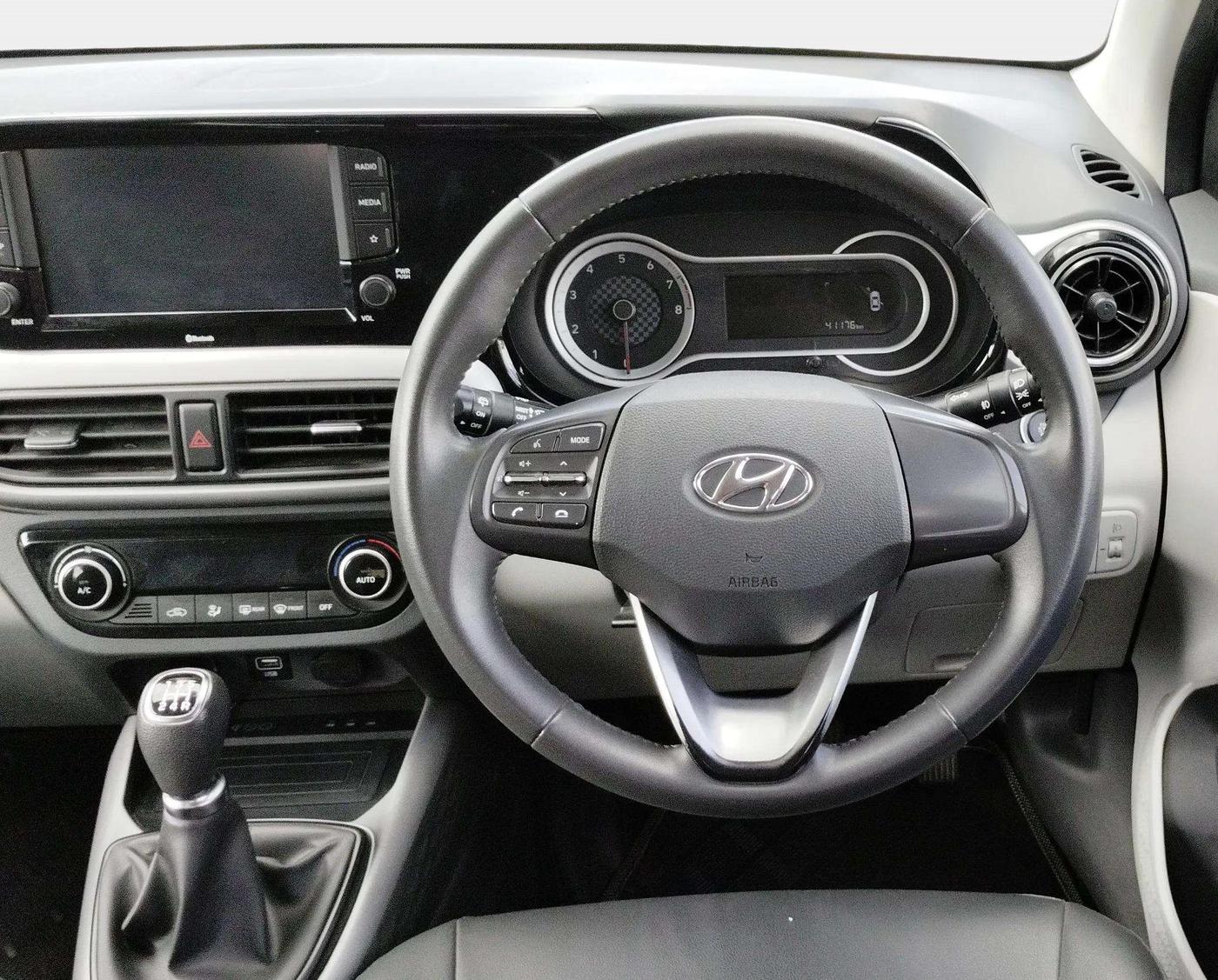 2021 Hyundai GRAND I10 NIOS ASTA 1.2 KAPPA VTVT, Petrol, Manual, 41,176 km, Steering Wheel Close Up