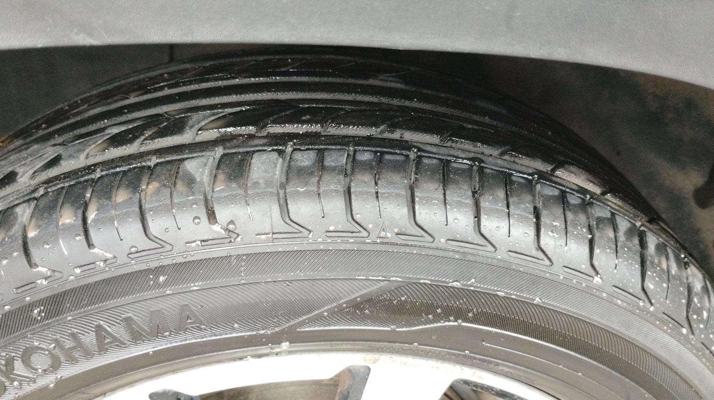 2014 Toyota Etios CROSS 1.4 VD, Diesel, Manual, 1,37,212 km, Left Front Tyre Tread
