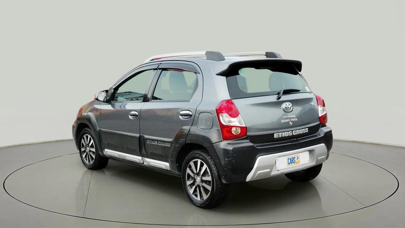 2014 Toyota Etios CROSS 1.4 VD, Diesel, Manual, 1,37,212 km, Left Back Diagonal