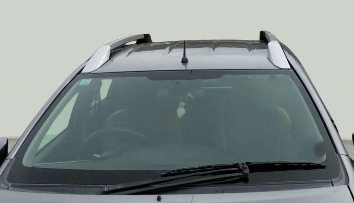 2014 Toyota Etios CROSS 1.4 VD, Diesel, Manual, 1,37,212 km, Front Windshield