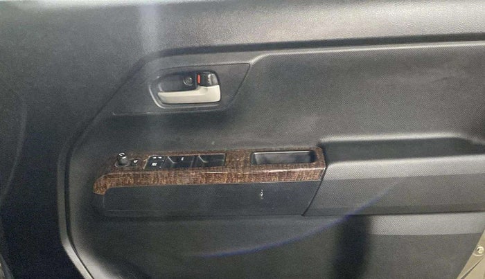 2019 Maruti New Wagon-R ZXI 1.2 AMT, Petrol, Automatic, 12,164 km, Driver Side Door Panels Control