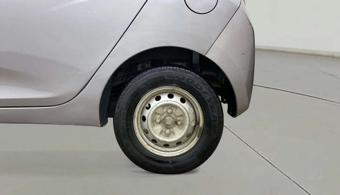 2013 Hyundai Eon D-LITE+, Petrol, Manual, 70,919 km, Left Rear Wheel