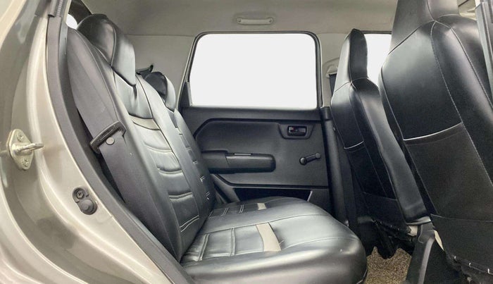 2020 Maruti New Wagon-R LXI CNG 1.0, CNG, Manual, 71,937 km, Right Side Rear Door Cabin