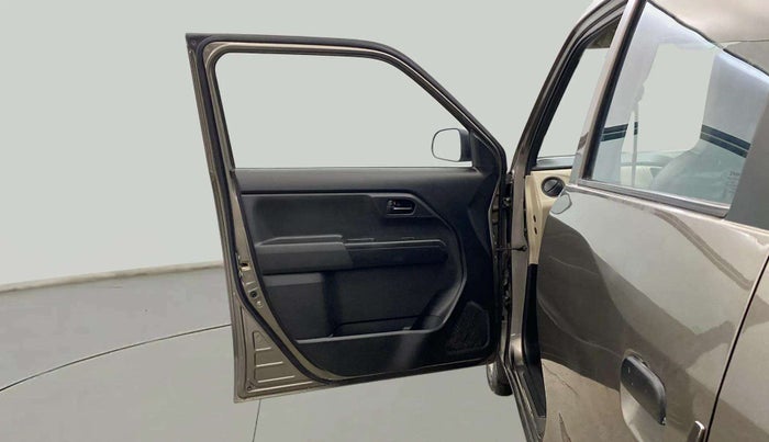 2020 Maruti New Wagon-R LXI CNG 1.0, CNG, Manual, 71,937 km, LHS Front Door