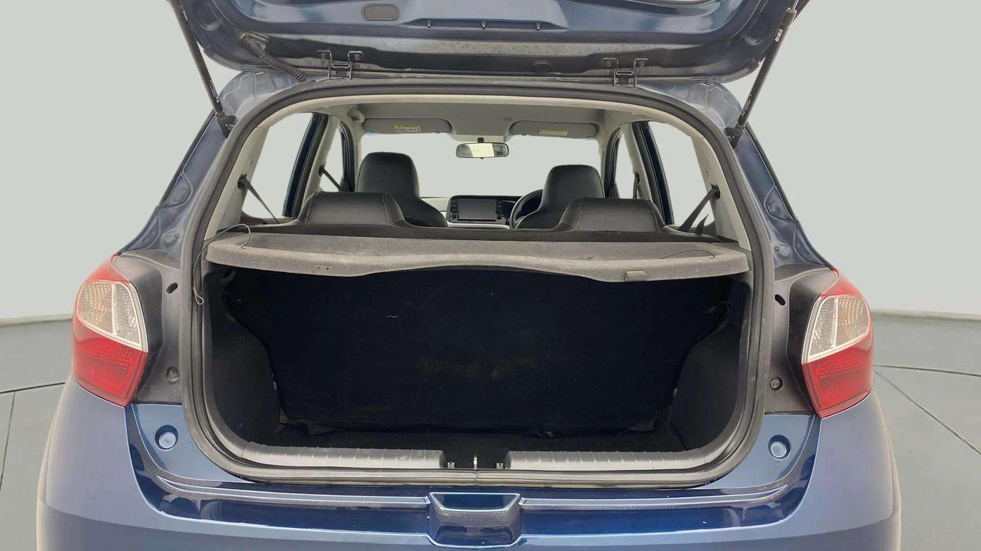 2019 Hyundai GRAND I10 NIOS SPORTZ AMT 1.2 KAPPA VTVT, Petrol, Automatic, 72,451 km, Boot Inside