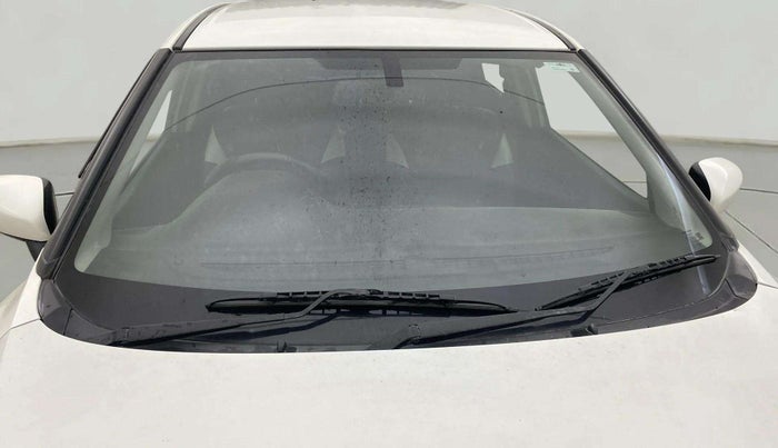 2016 Maruti Baleno ZETA PETROL 1.2, Petrol, Manual, 72,081 km, Front Windshield