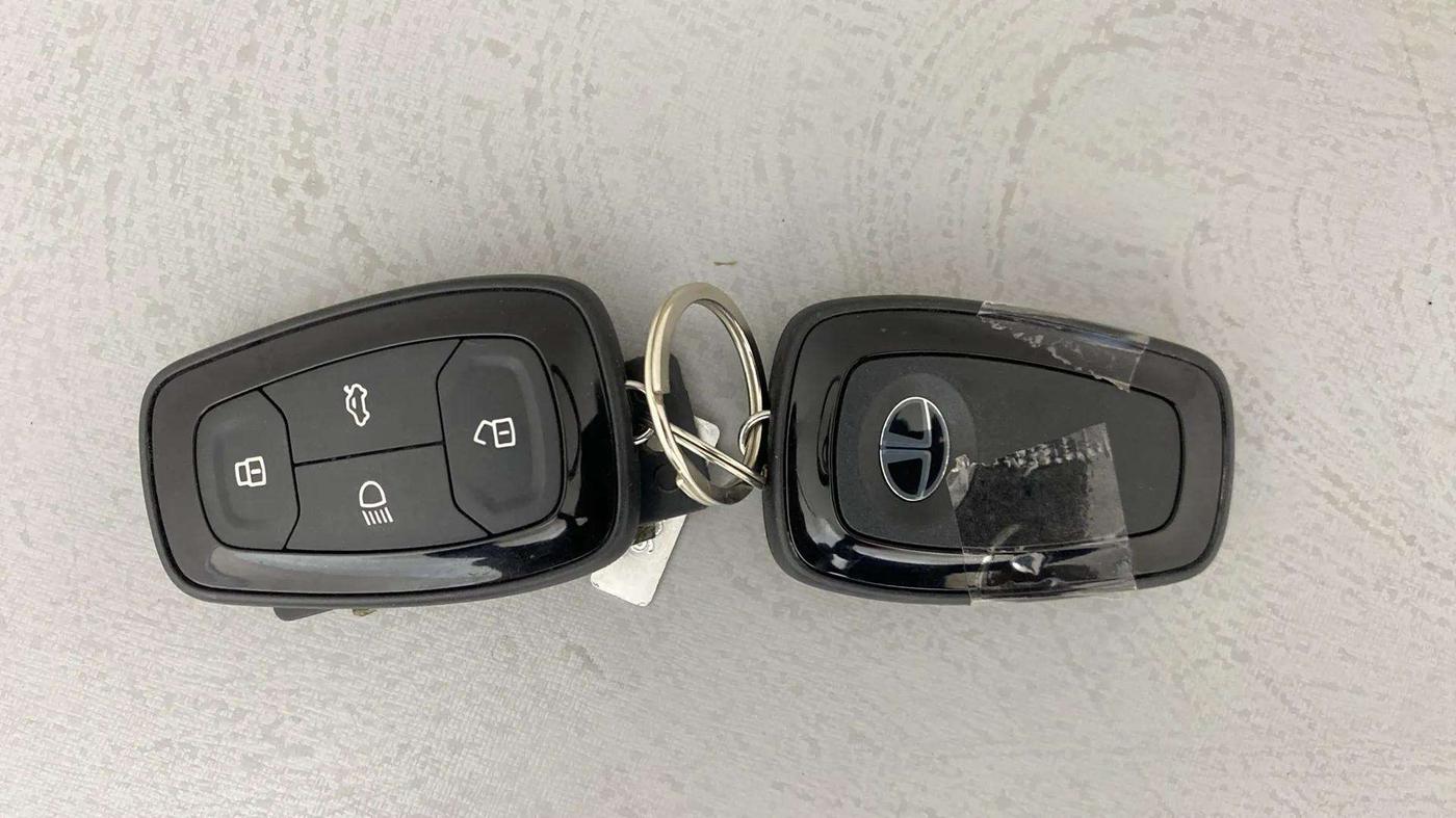 2023 Tata TIAGO NRG XZ AMT, Petrol, Automatic, 7,057 km, Key Close Up