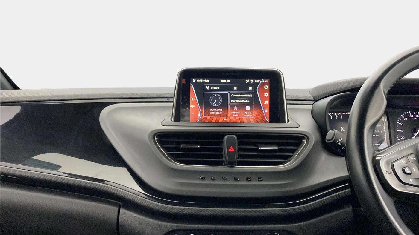 2022 Tata ALTROZ XZA PLUS DARK EDTION, Petrol, Automatic, 25,180 km, Air Conditioner