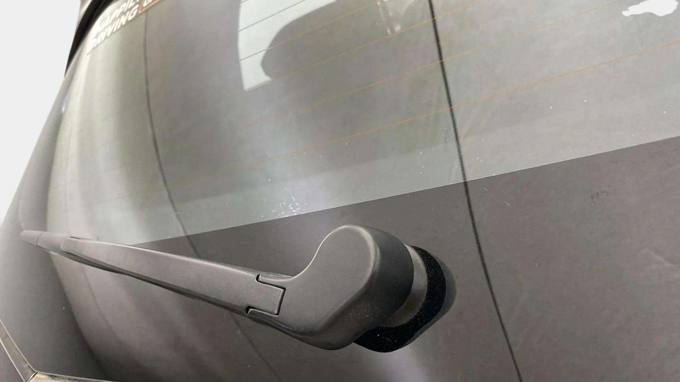 2022 Tata ALTROZ XZA PLUS DARK EDTION, Petrol, Automatic, 25,180 km, Rear Wiper