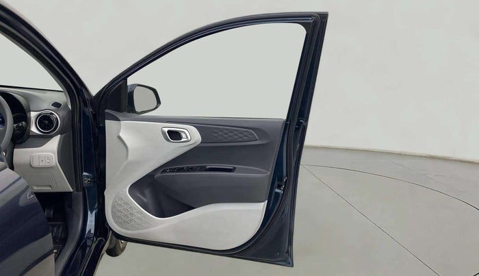 2023 Hyundai GRAND I10 NIOS SPORTZ AMT 1.2 KAPPA VTVT, Petrol, Automatic, 2,020 km, RHS Front Door
