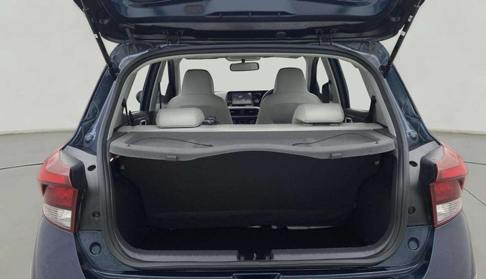 2023 Hyundai GRAND I10 NIOS SPORTZ AMT 1.2 KAPPA VTVT, Petrol, Automatic, 2,020 km, Boot Inside