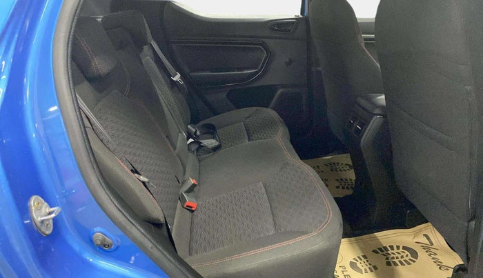 2022 Renault Kiger RXZ TURBO CVT DUAL TONE, Petrol, Automatic, 7,271 km, Right Side Rear Door Cabin