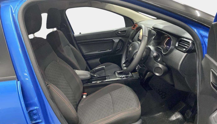 2022 Renault Kiger RXZ TURBO CVT DUAL TONE, Petrol, Automatic, 7,271 km, Right Side Front Door Cabin