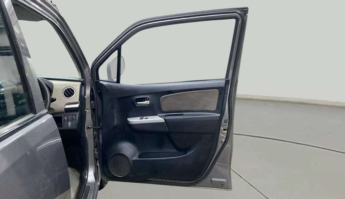 2013 Maruti Wagon R 1.0 LXI CNG, CNG, Manual, 96,226 km, RHS Front Door