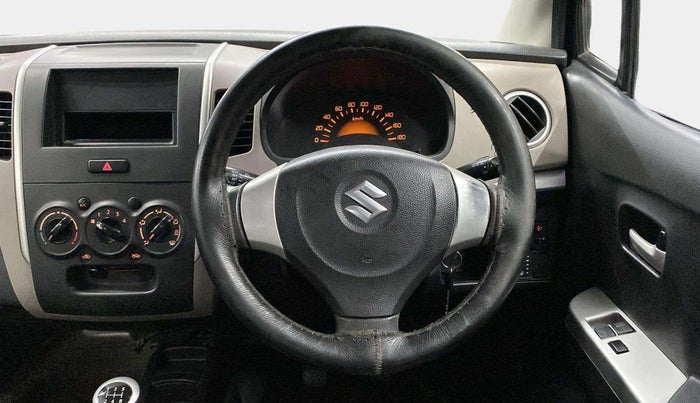 2013 Maruti Wagon R 1.0 LXI CNG, CNG, Manual, 96,226 km, Steering Wheel Close Up