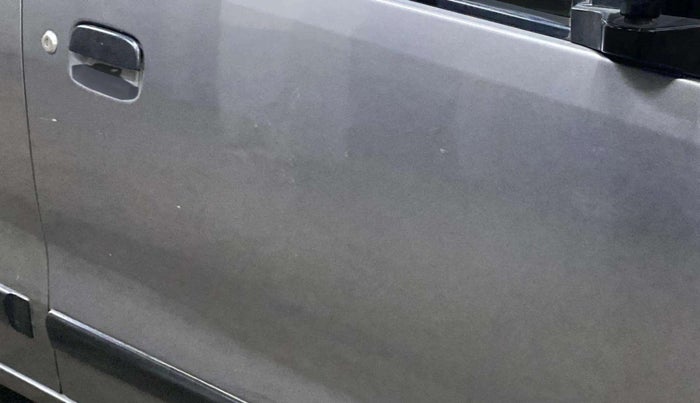 2013 Maruti Wagon R 1.0 LXI CNG, CNG, Manual, 96,226 km, Driver-side door - Minor scratches