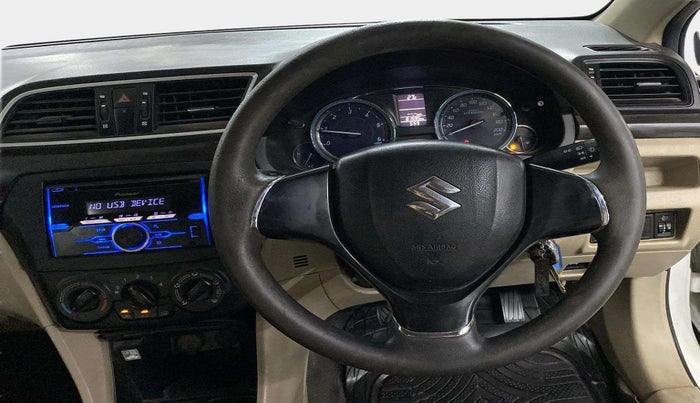 2017 Maruti Ciaz SIGMA DIESEL 1.3, Diesel, Manual, 81,593 km, Steering Wheel Close Up